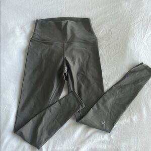 ALO Yoga Gray High-Waist airlift Leggings